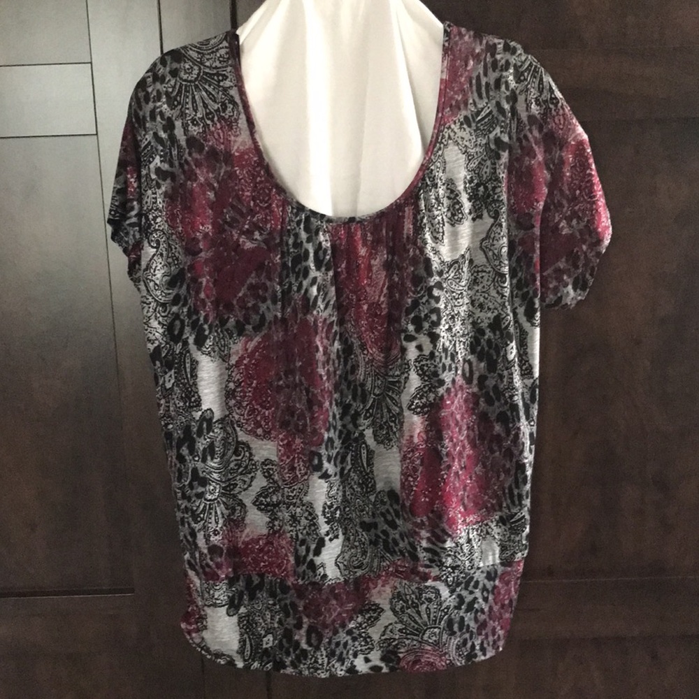 Gray, black and burgundy top with keyhole back